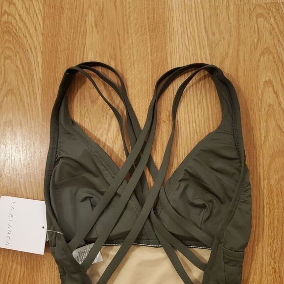 La Blanca Island Goddess Tummy-Control One-Piece - Picture 7 of 14